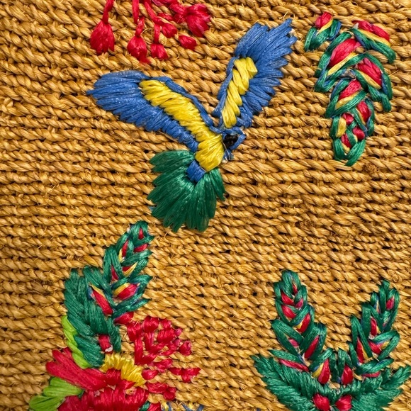 NWT Serpui Fancy Macaw Bird Tropical Woven Straw Handbag Bamboo Handle - Picture 2 of 8